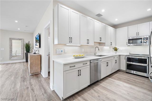 10941 PREACHERS COVE LN, Fort Myers, FL 33913
