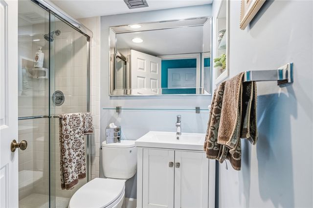 1150 Reef Road A8, Vero Beach, FL 32963