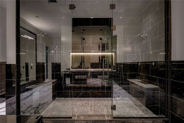 6404 Lakehurst Avenue, Dallas, TX 75230