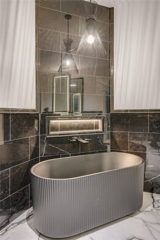 6404 Lakehurst Avenue, Dallas, TX 75230