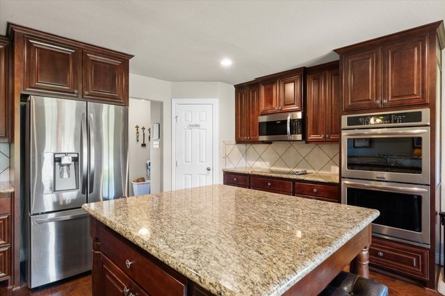 12615 County Road 3270, Kerens, TX 75144