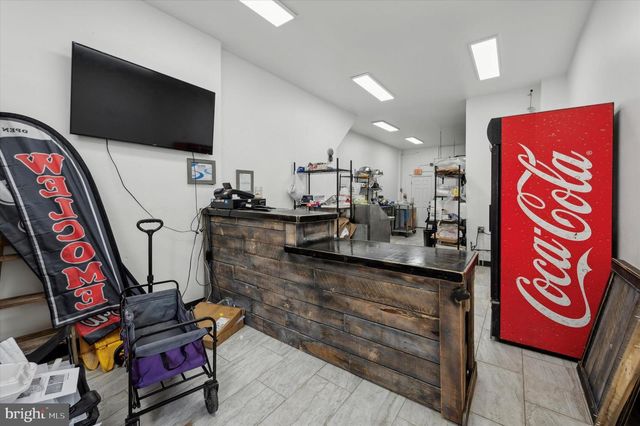 6028 LANSDOWNE AVE, Philadelphia, PA 19151