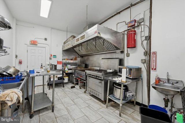 6028 LANSDOWNE AVE, Philadelphia, PA 19151