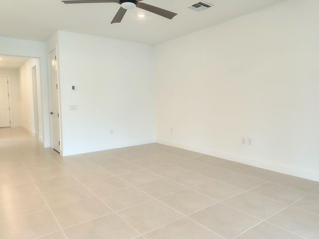 9697 Chora Tunel Way, Lake Worth, FL 33467
