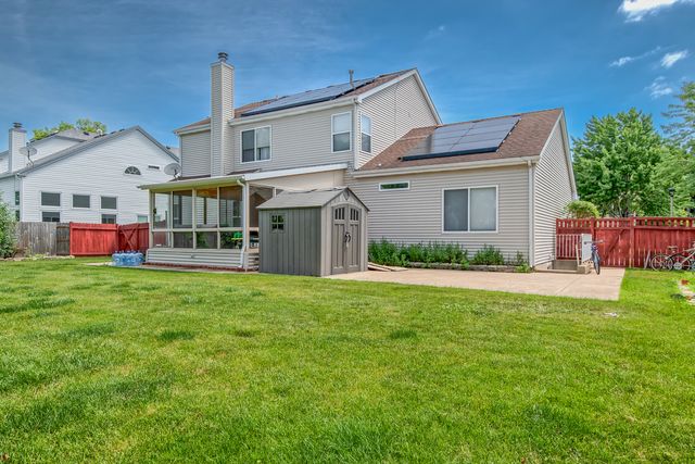 1094 Vista Drive, Gurnee, IL 60031