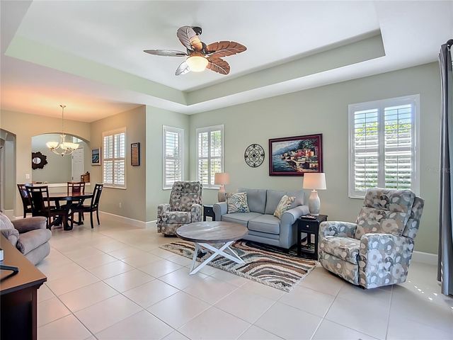 689 CHIPPER DRIVE, Sun City Center, FL 33573