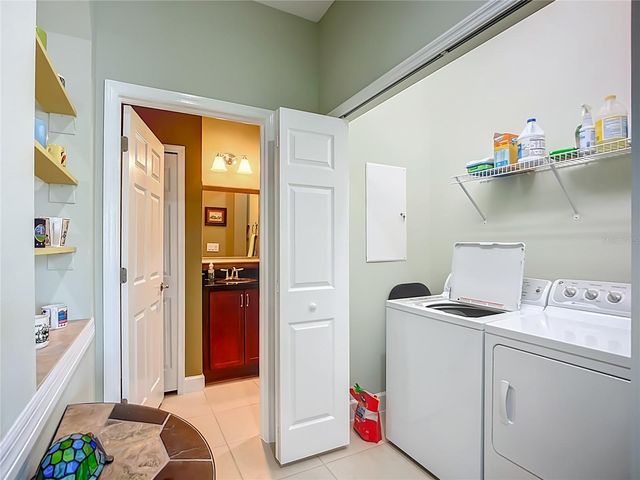 689 CHIPPER DRIVE, Sun City Center, FL 33573