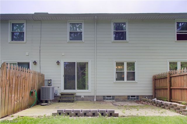 8225 Lancaster Drive, Mentor, OH 44060
