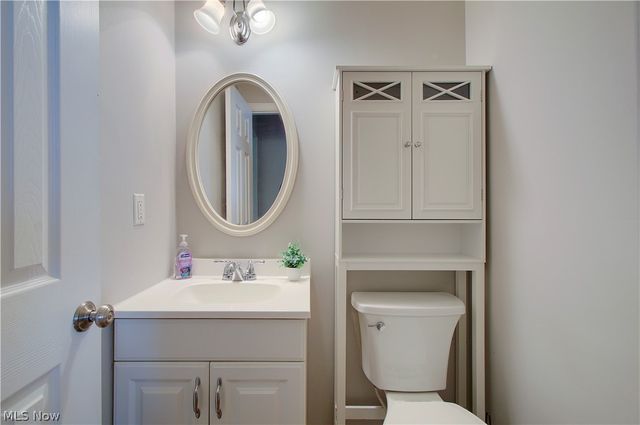 8225 Lancaster Drive, Mentor, OH 44060