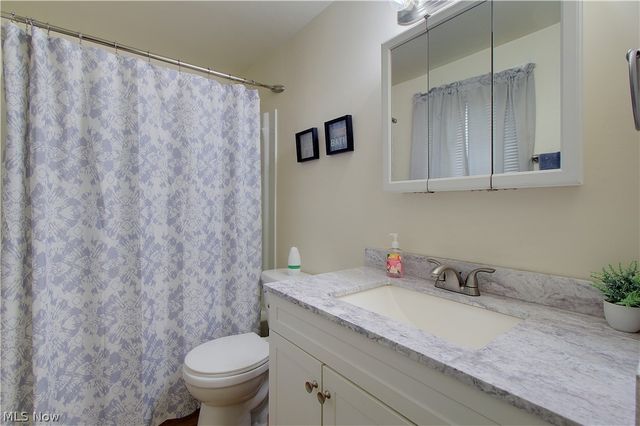 8225 Lancaster Drive, Mentor, OH 44060