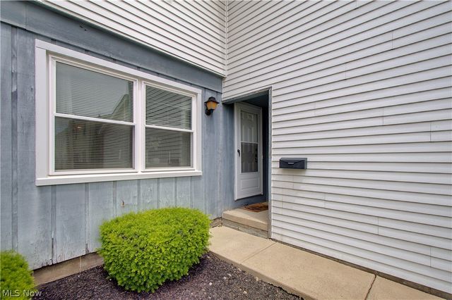 8225 Lancaster Drive, Mentor, OH 44060