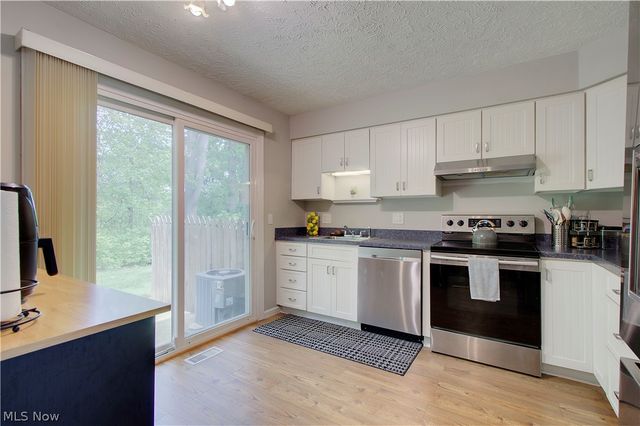 8225 Lancaster Drive, Mentor, OH 44060