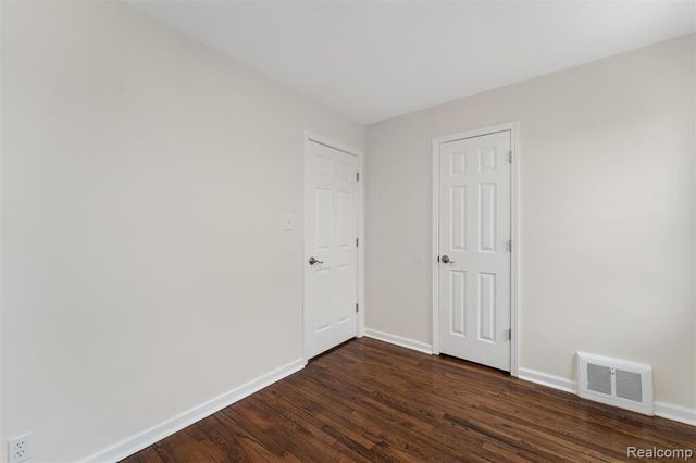 3274 Harvard Road, Royal Oak, MI 48073