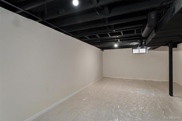 3274 Harvard Road, Royal Oak, MI 48073