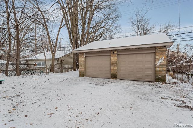 3274 Harvard Road, Royal Oak, MI 48073