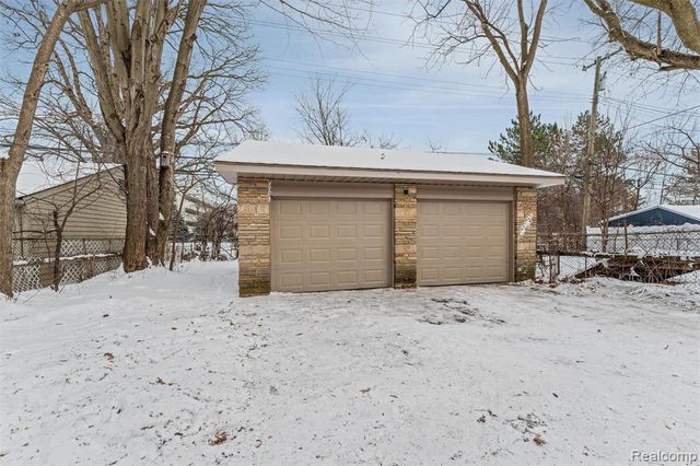 3274 Harvard Road, Royal Oak, MI 48073