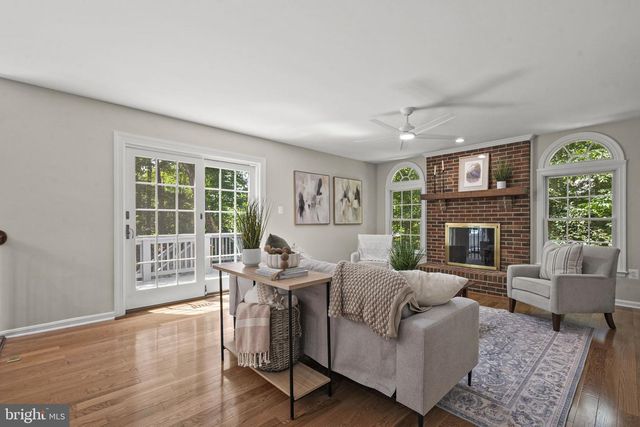 9127 SCOTT ST, Springfield, VA 22153