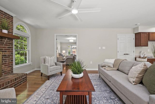 9127 SCOTT ST, Springfield, VA 22153
