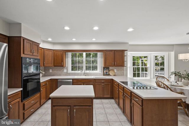 9127 SCOTT ST, Springfield, VA 22153