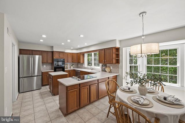9127 SCOTT ST, Springfield, VA 22153