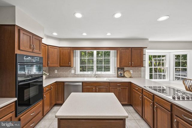 9127 SCOTT ST, Springfield, VA 22153