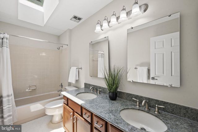 9127 SCOTT ST, Springfield, VA 22153