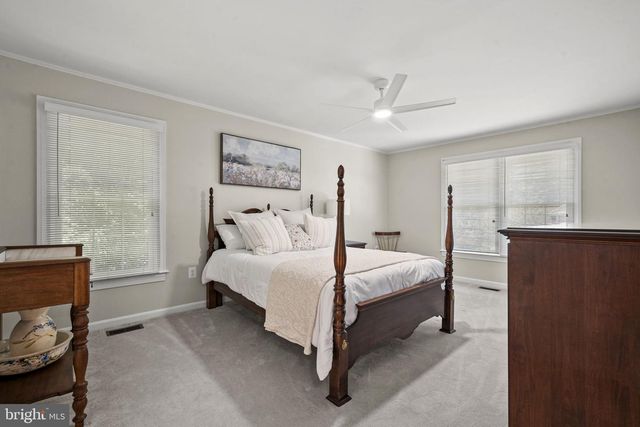 9127 SCOTT ST, Springfield, VA 22153