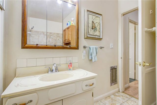 15412 Pine Avenue, Fontana, CA 92335