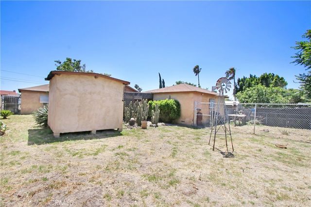 15412 Pine Avenue, Fontana, CA 92335