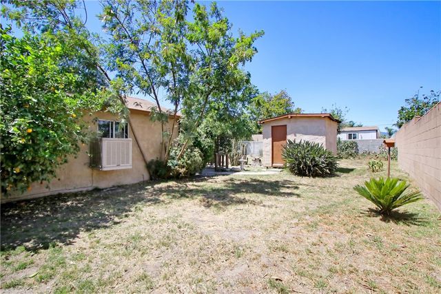15412 Pine Avenue, Fontana, CA 92335