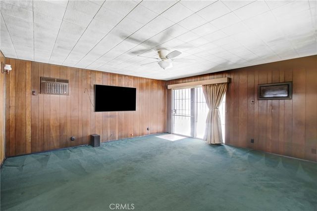 15412 Pine Avenue, Fontana, CA 92335