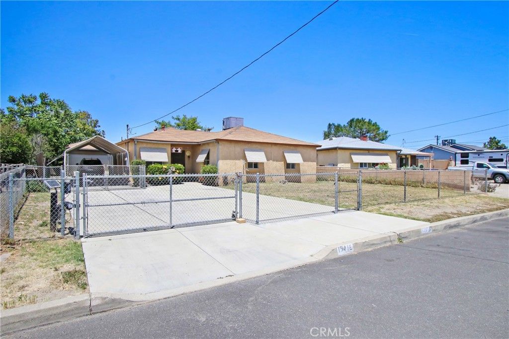 15412 Pine Avenue, Fontana, CA 92335
