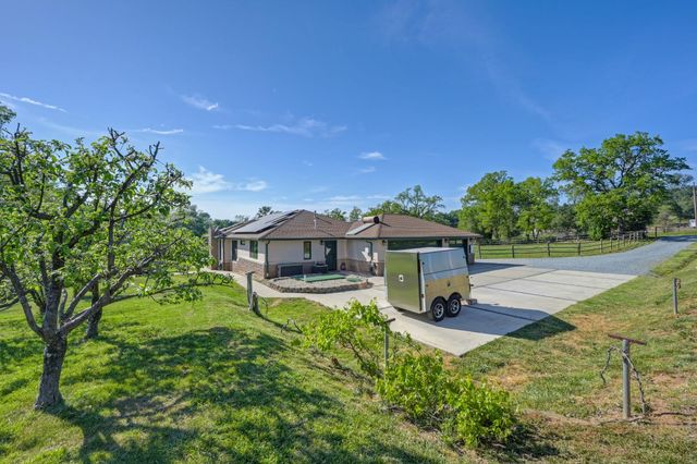 10543 Streeter Rd, Auburn, CA 95602