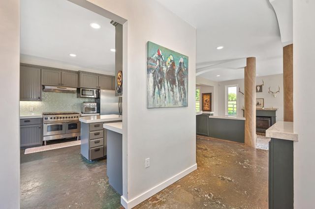 10543 Streeter Rd, Auburn, CA 95602