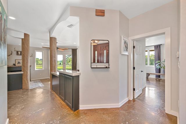 10543 Streeter Rd, Auburn, CA 95602