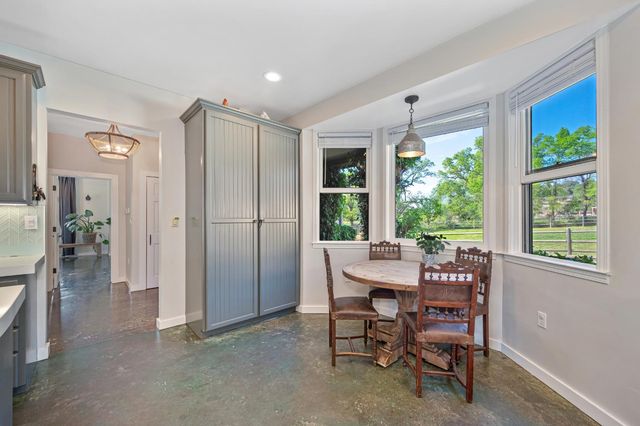 10543 Streeter Rd, Auburn, CA 95602