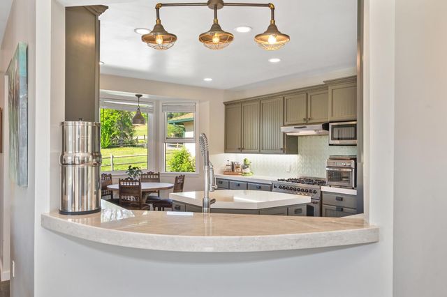 10543 Streeter Rd, Auburn, CA 95602