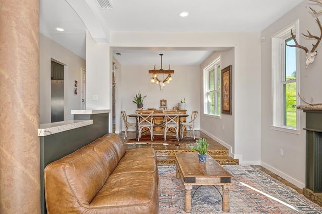 10543 Streeter Rd, Auburn, CA 95602