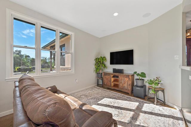 10543 Streeter Rd, Auburn, CA 95602