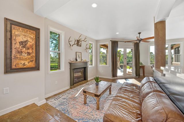 10543 Streeter Rd, Auburn, CA 95602