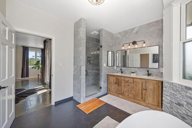 10543 Streeter Rd, Auburn, CA 95602