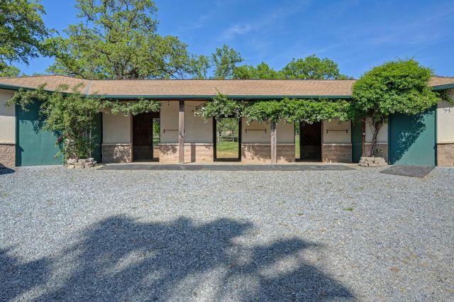 10543 Streeter Rd, Auburn, CA 95602
