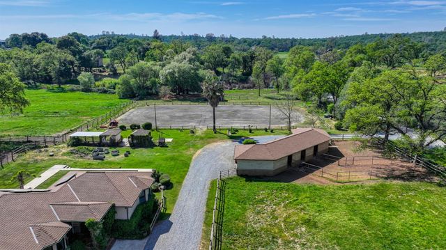 10543 Streeter Rd, Auburn, CA 95602