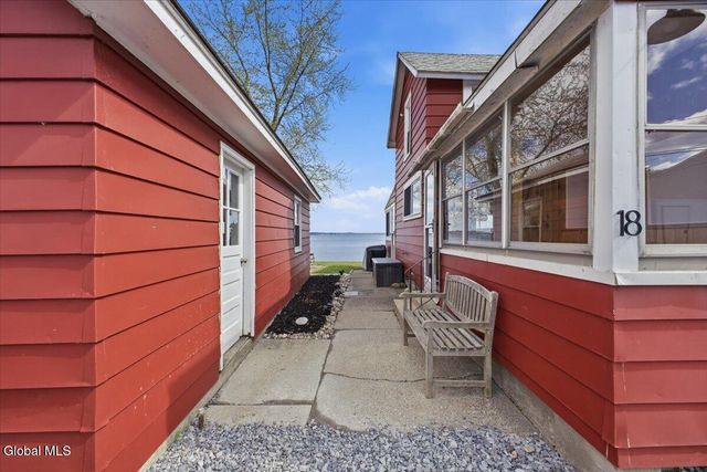18 Shore Avenue, Malta, NY 12866