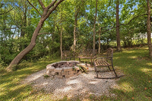1588 N Dawes Street, Fayetteville, AR 72704