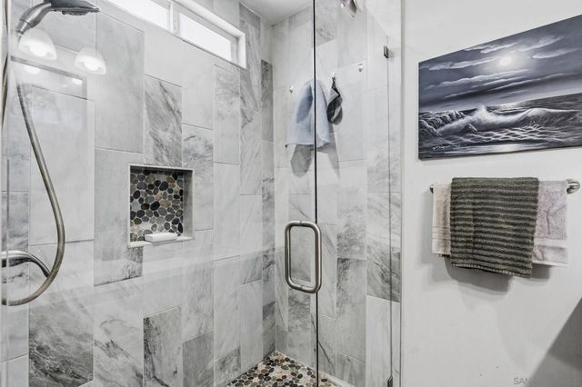 5567 Las Alturas Ter, San Diego, CA 92114