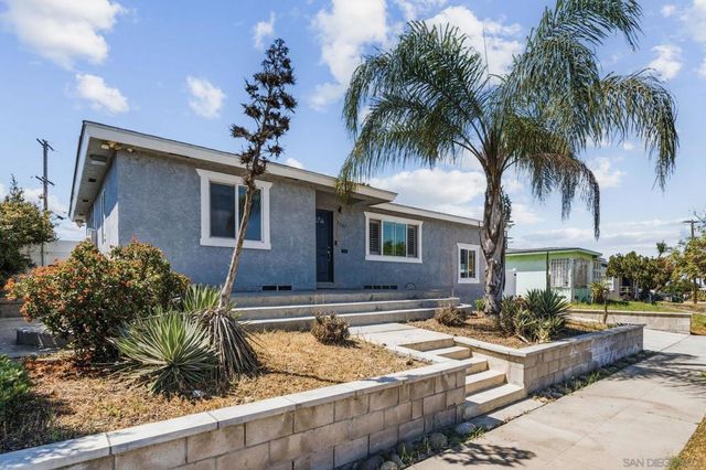 5567 Las Alturas Ter, San Diego, CA 92114