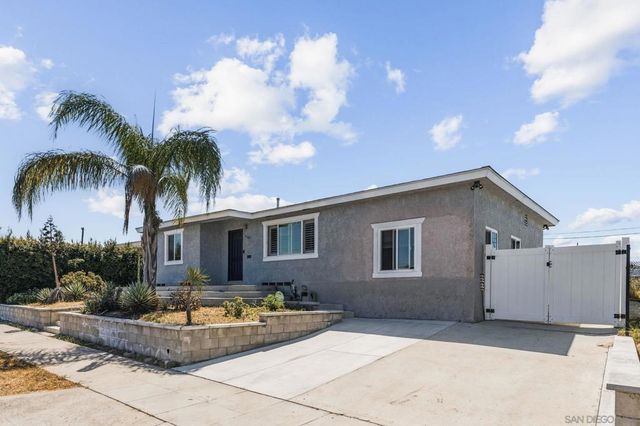 5567 Las Alturas Ter, San Diego, CA 92114