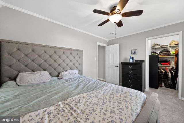 545 BERKSHIRE DR, Williamstown, NJ 08094