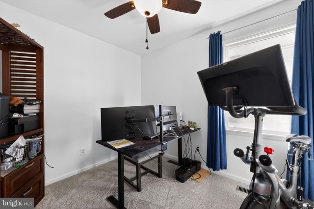 545 BERKSHIRE DR, Williamstown, NJ 08094